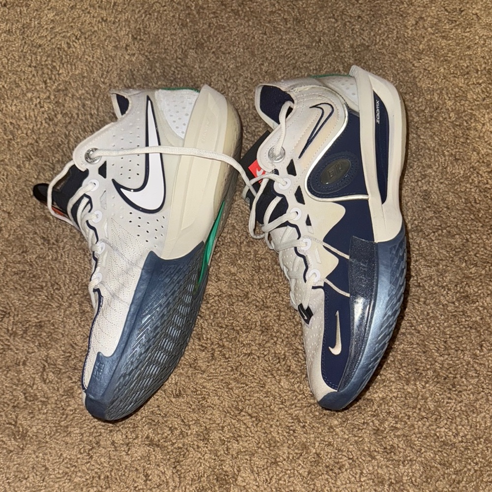 Nike men’s GT CUT 3 all star edition basketball shoes